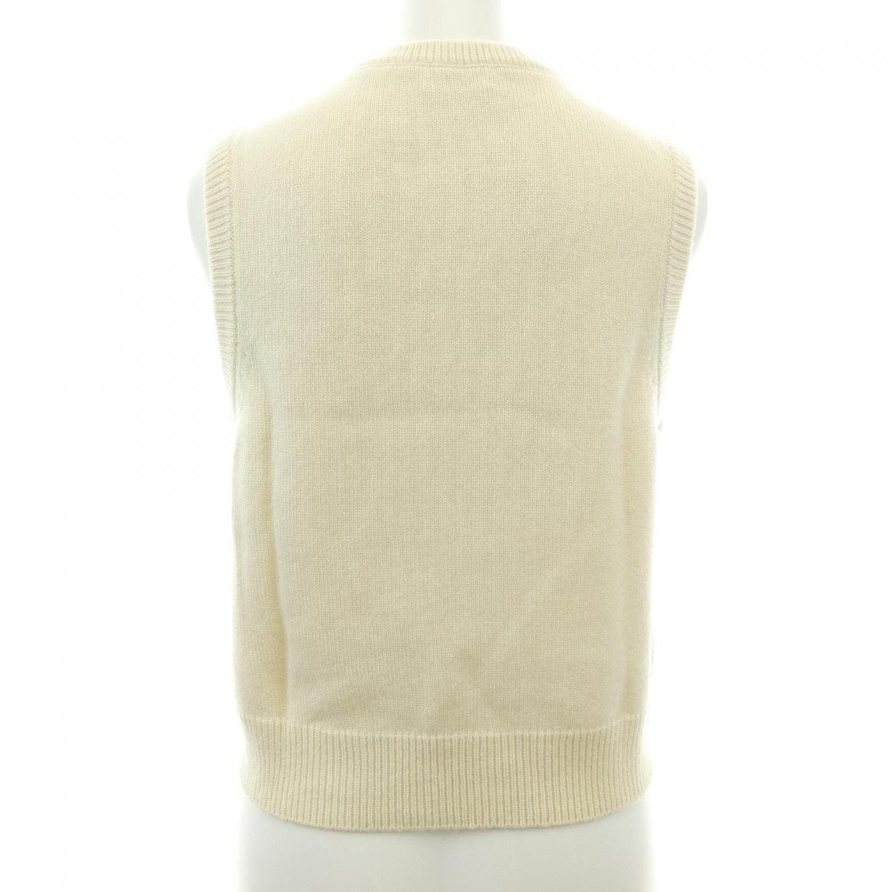 セリーヌ CELINE スリーブレストップ トリオンフジャガード 2ADKU317V ベスト