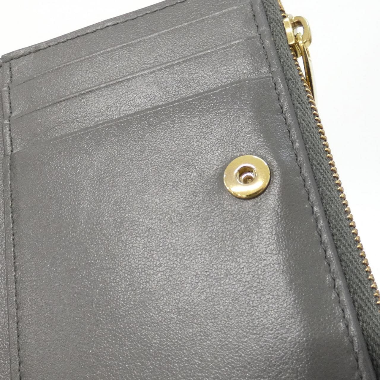 ボッテガヴェネタ 788055 V4R41 財布