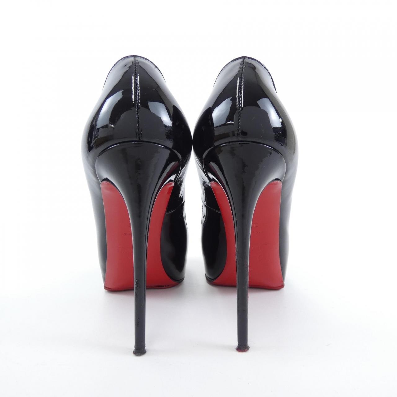 CHRISTIAN LOUBOUTIN CHRISTIAN LOUBOUTIN PUMPS