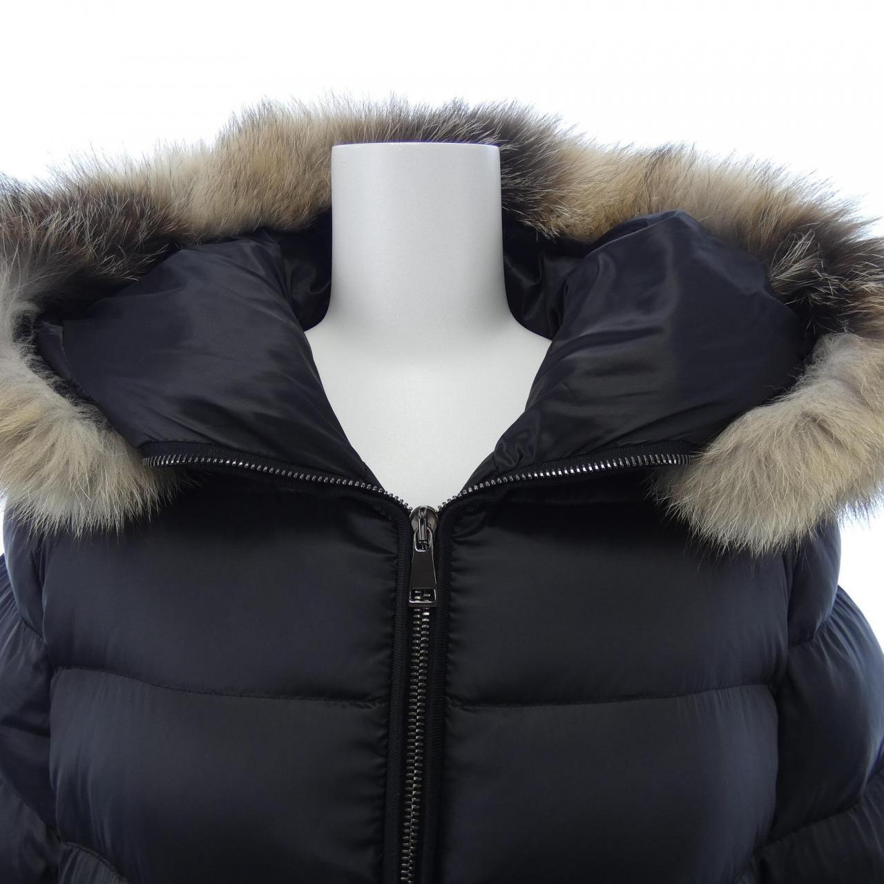 モンクレール MONCLER ダウンコート