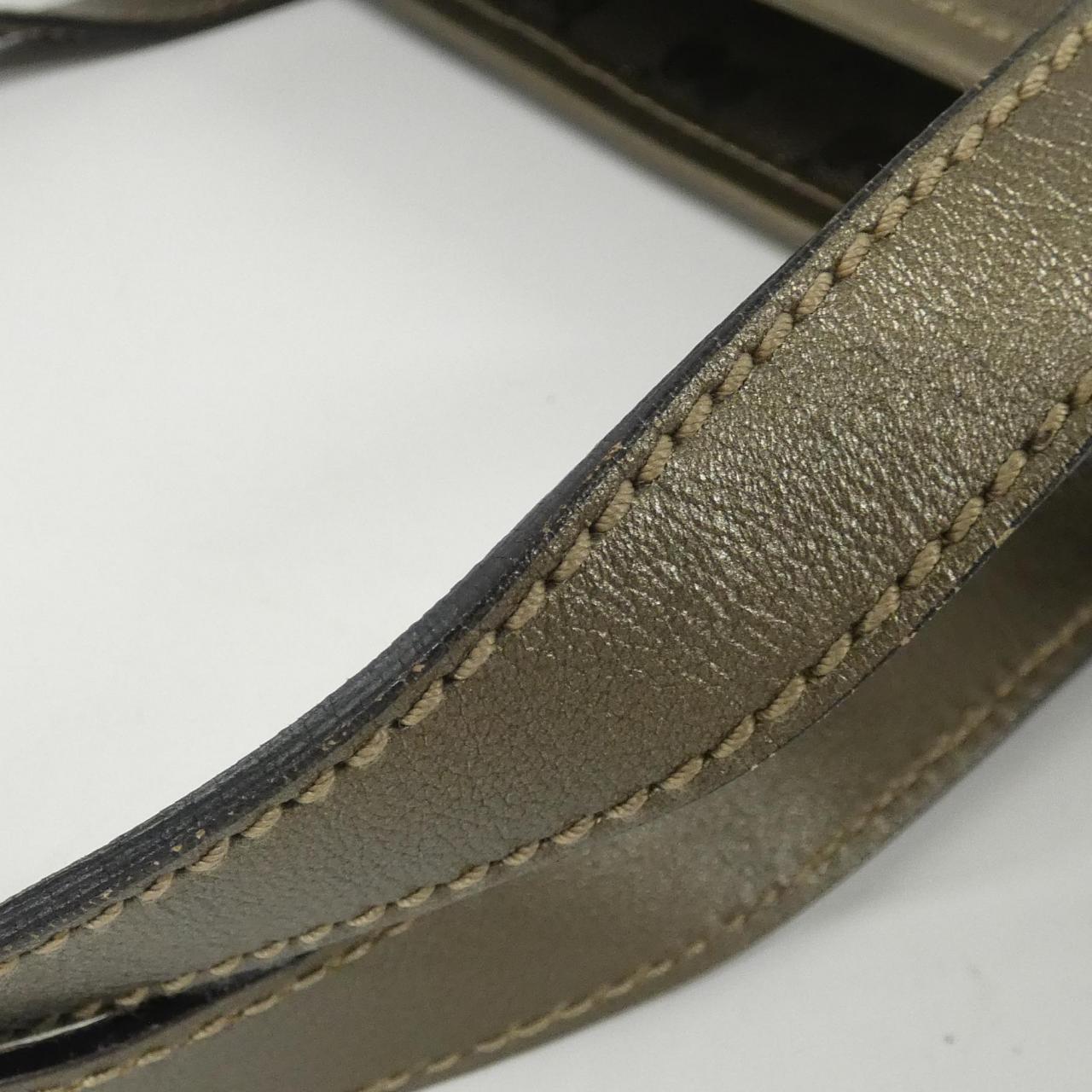 グッチ 211138 FU4FR バッグ