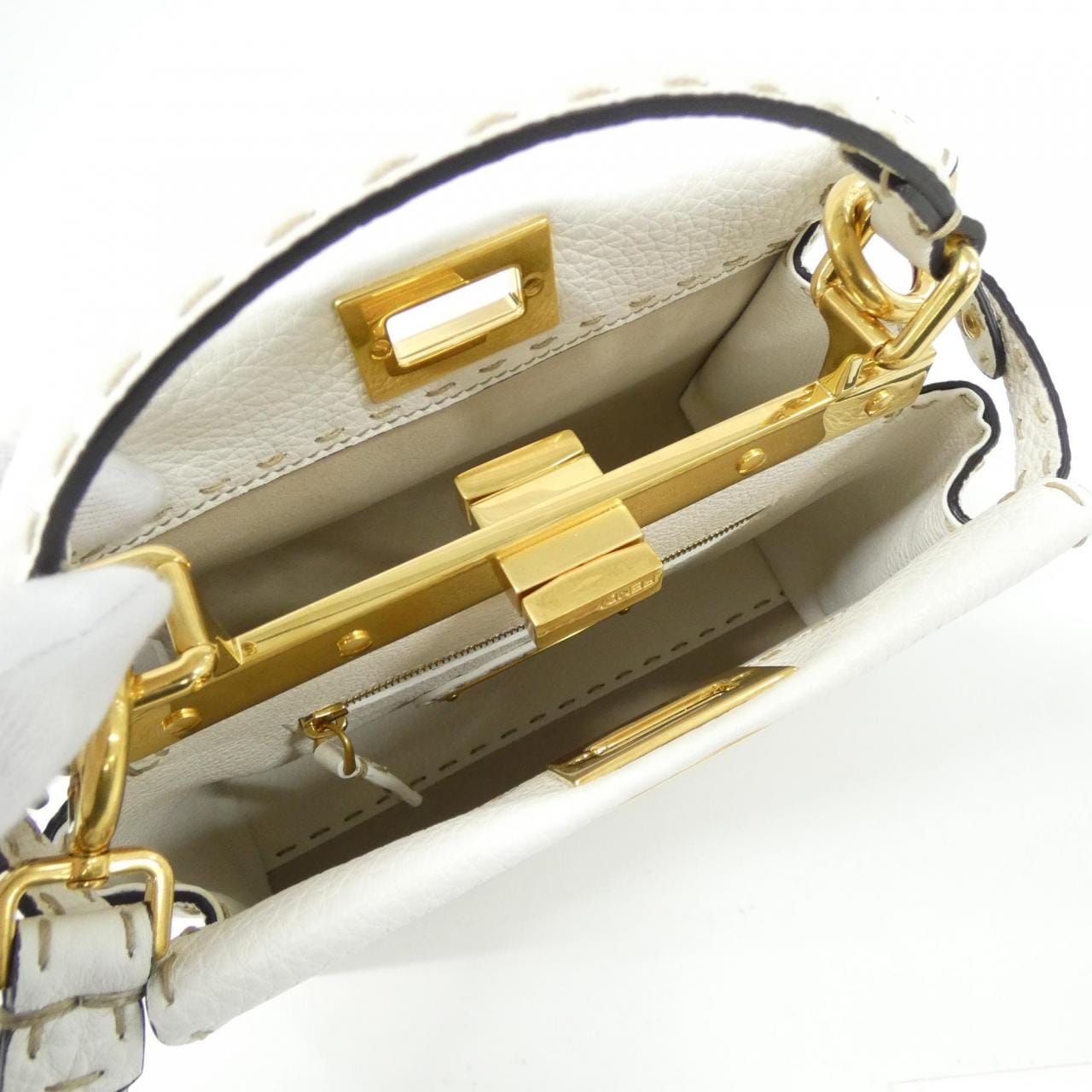 フェンディ SELLERIA ピーカブー ミニ 8BN244 SFR バッグ