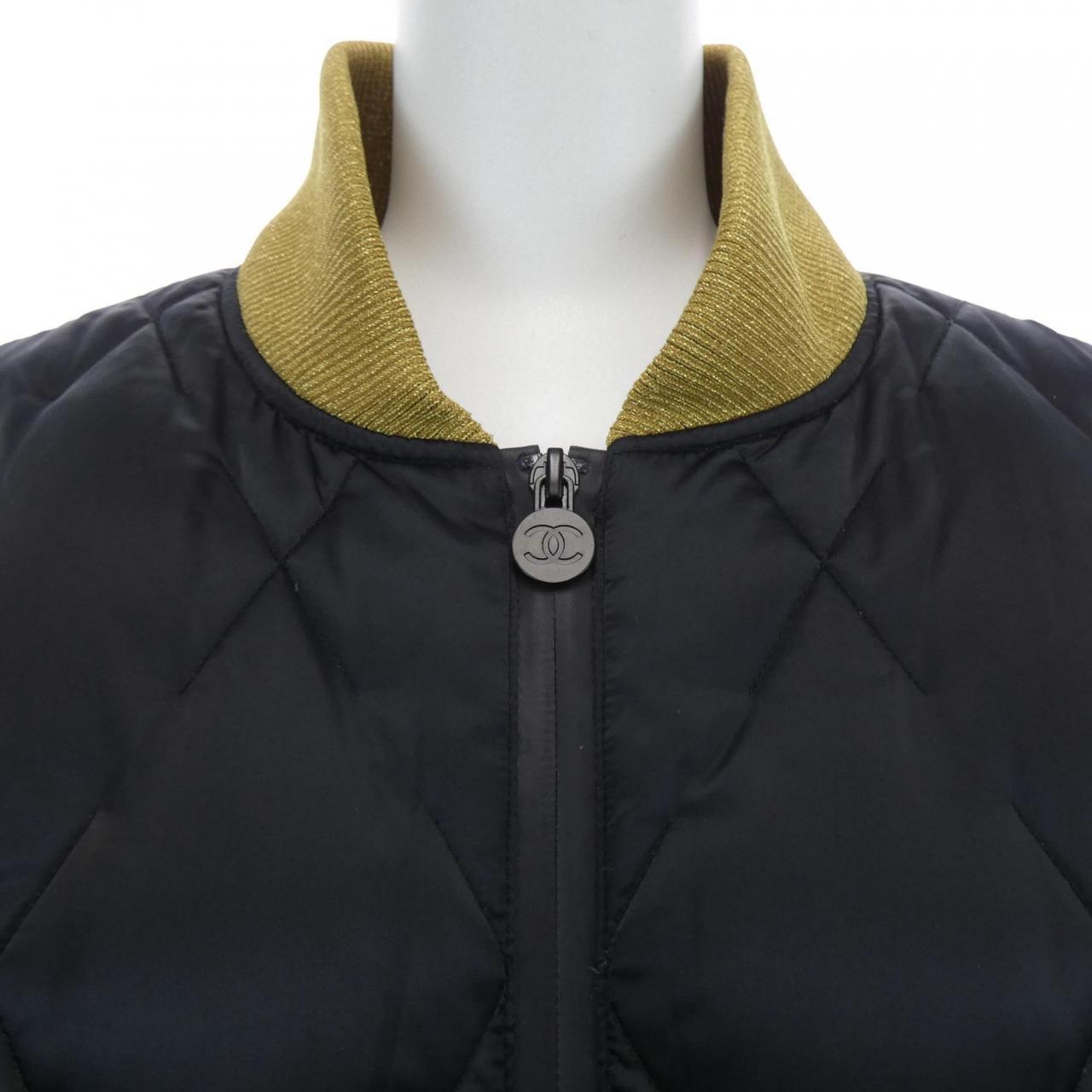 シャネル CHANEL P57120V43068 ダウンジャケット