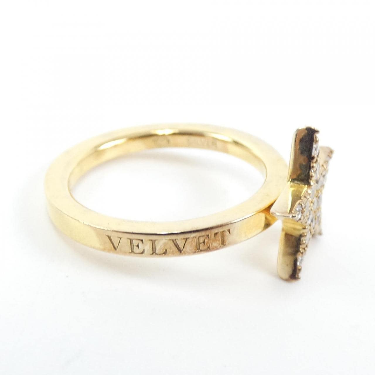 VELEET LOUNGER RING