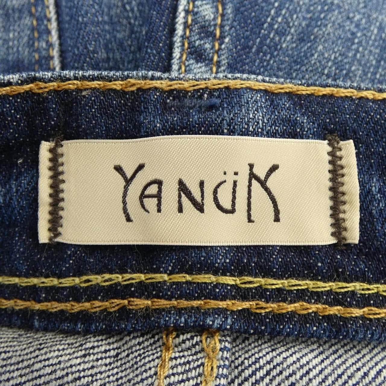 ヤヌーク YANUK ジーンズ