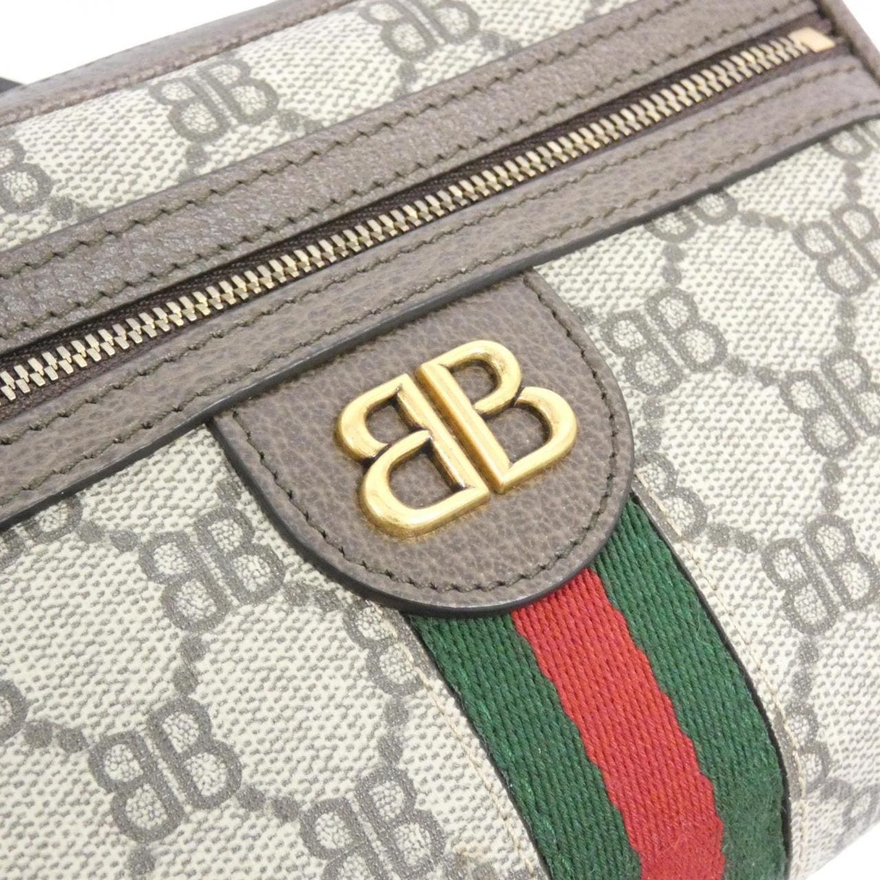 バレンシアガ ハッカー カメラ バッグ 680128 2103U ショルダーバッグ