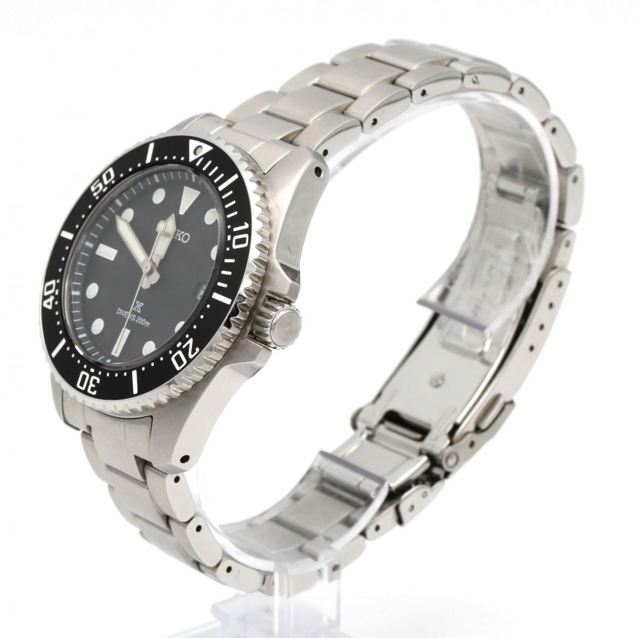 セイコー プロスペックス Diver Scuba V157-00A0/SBDJ063 SS ソーラークォーツ