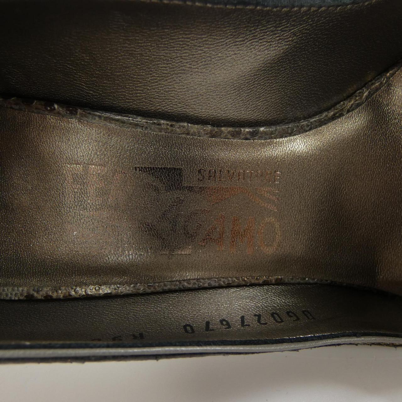 サルヴァトーレフェラガモ SALVATORE FERRAGAMO パンプス
