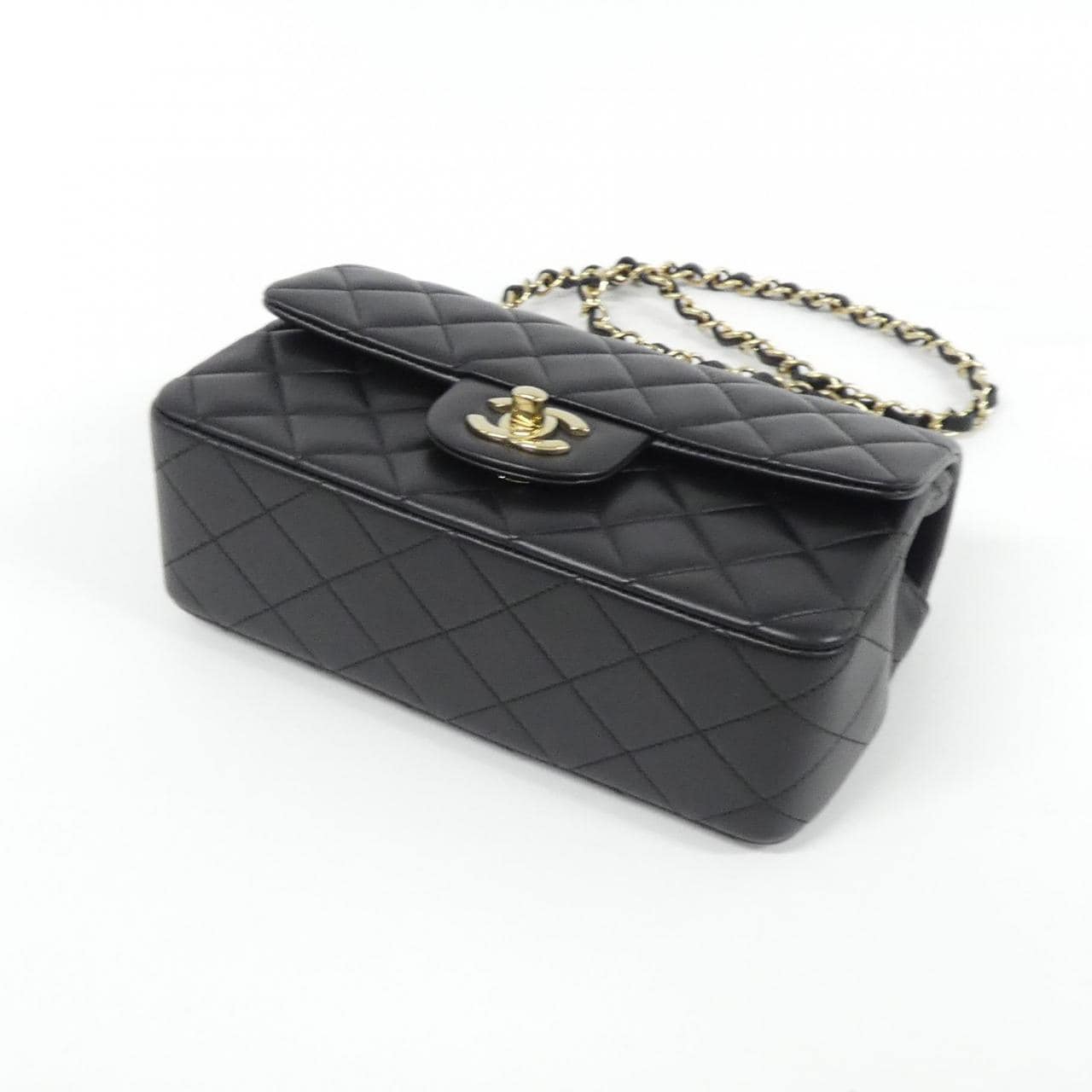 【未使用品】シャネル 69900 ショルダーバッグ