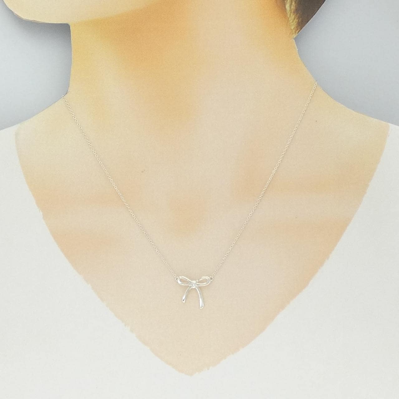 ティファニー ボウ ネックレス