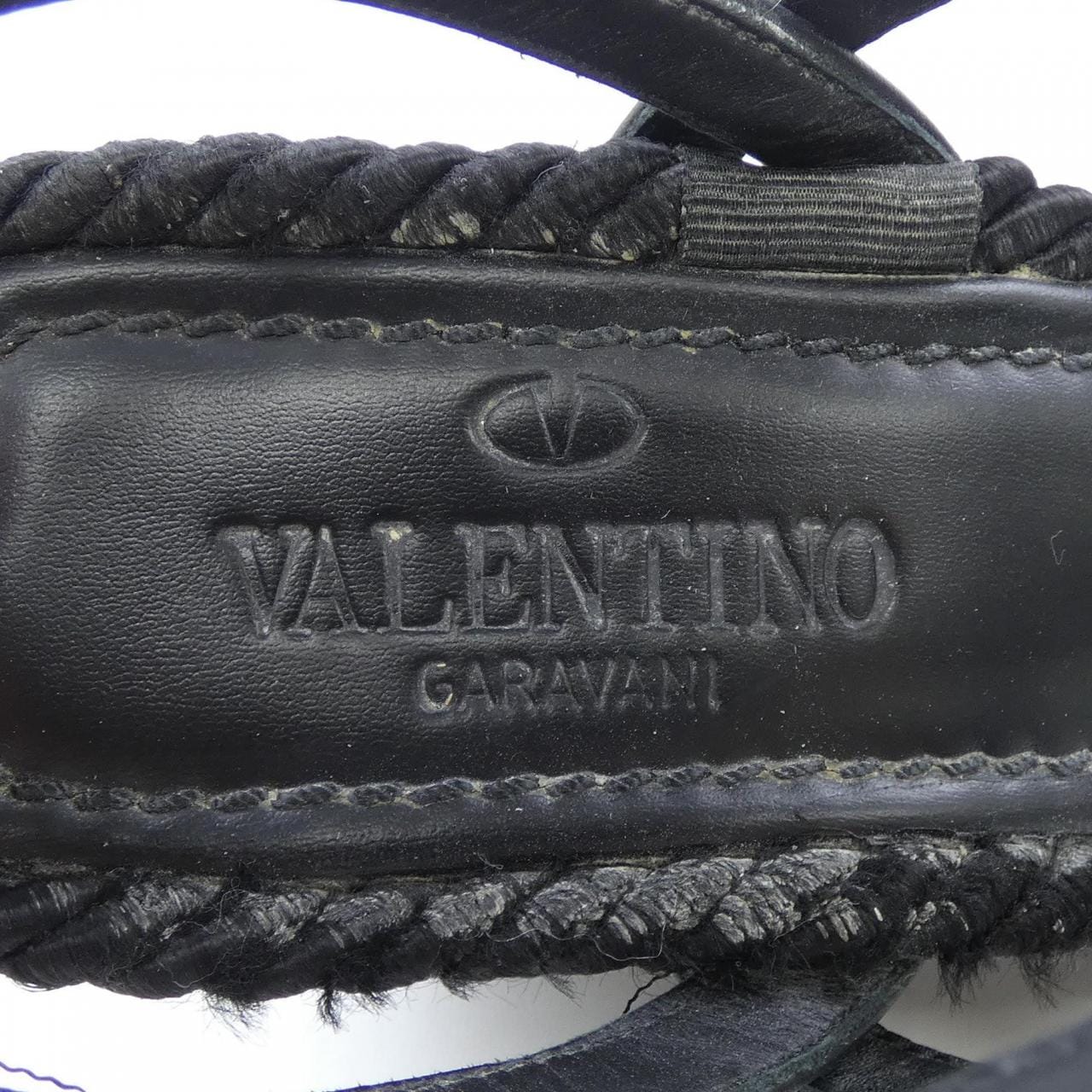 ヴァレンティノガラヴァーニ VALENTINO GARAVANI サンダル