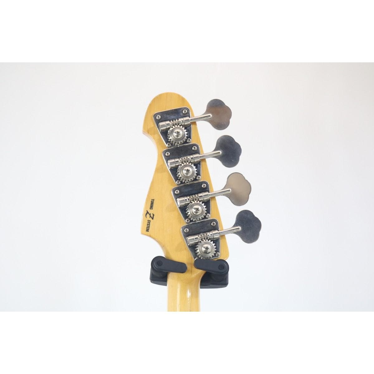 ＡＴＥＬＩＥＲ　Ｚ　　ＪＥＲＲＹ　ＢＡＲＮＥＳ　４　ＣＵＳＴＯＭ