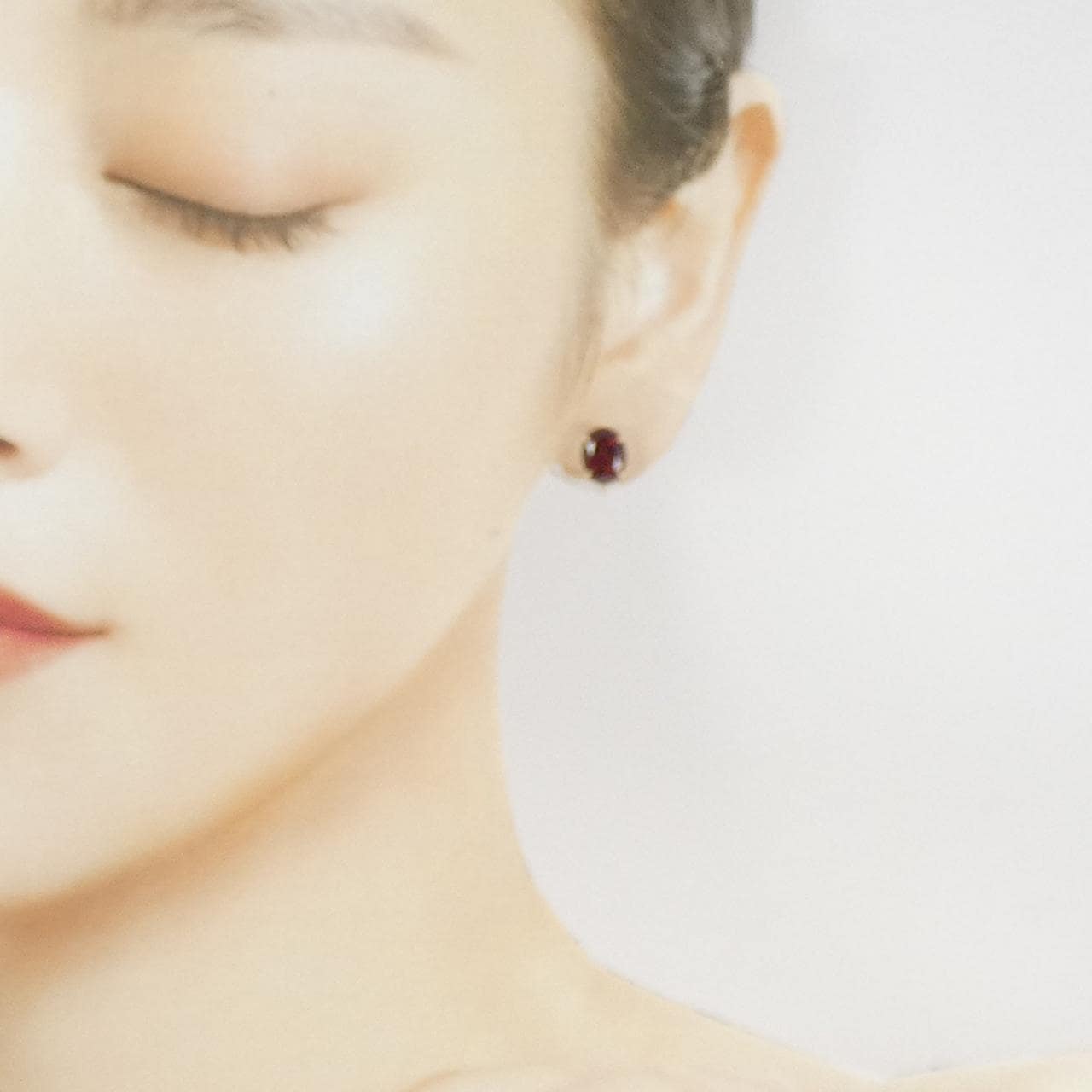 K10YG ガーネット イヤリング