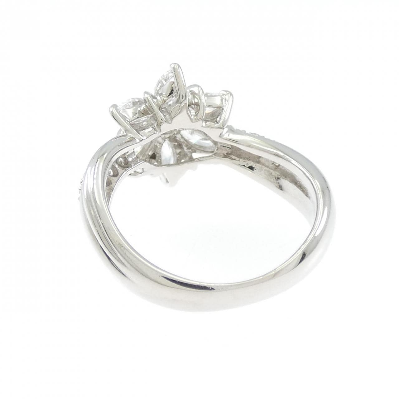 PT900 フラワー ダイヤモンド リング 0.90CT