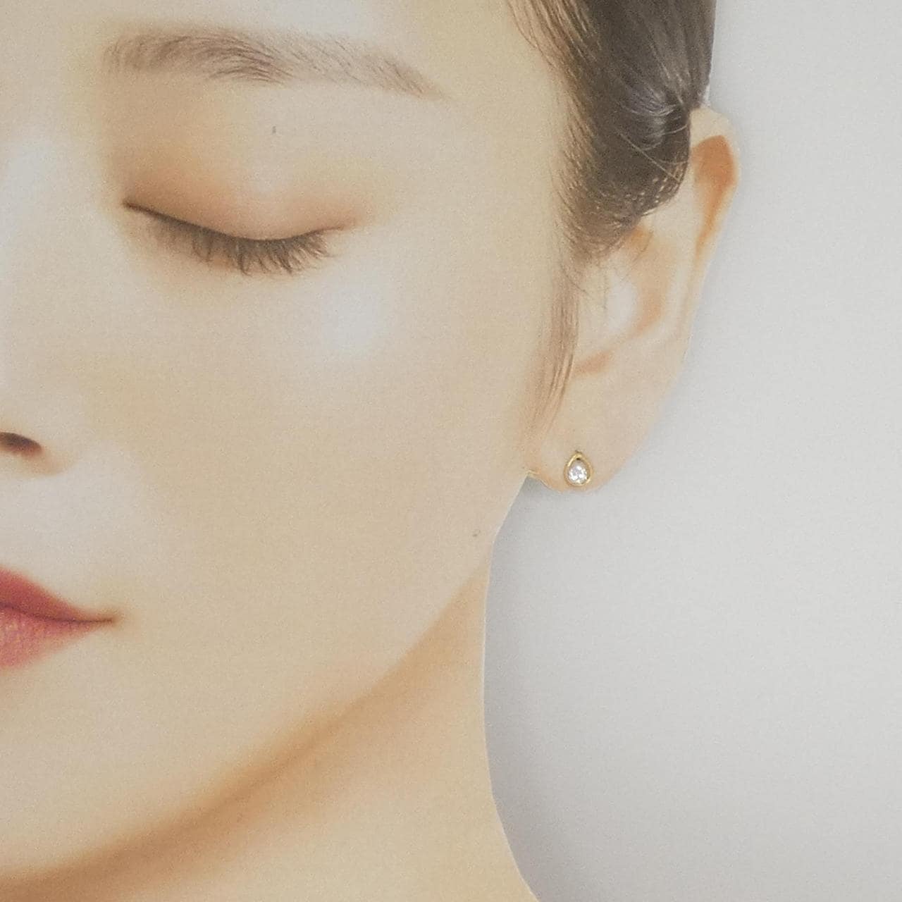 【新品】K18YG キュービック ピアス