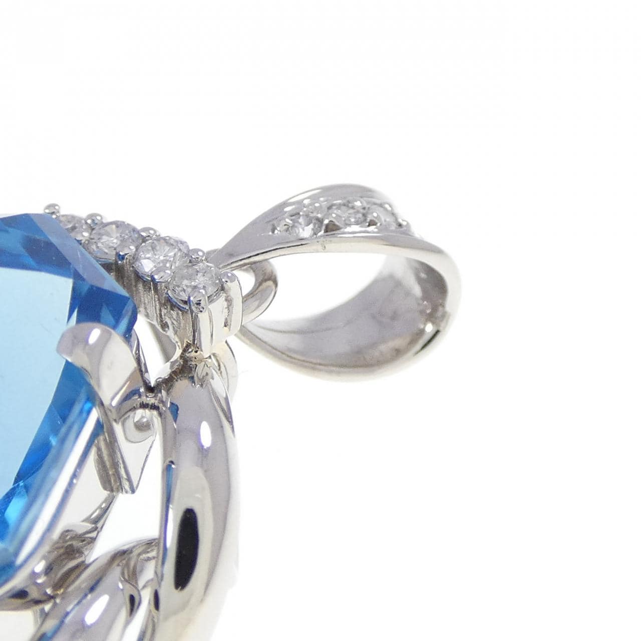 PT900 ブルートパーズ ペンダント 27.95CT