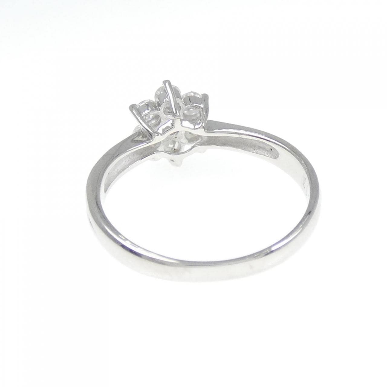 PT900 フラワー ダイヤモンド リング 0.33CT