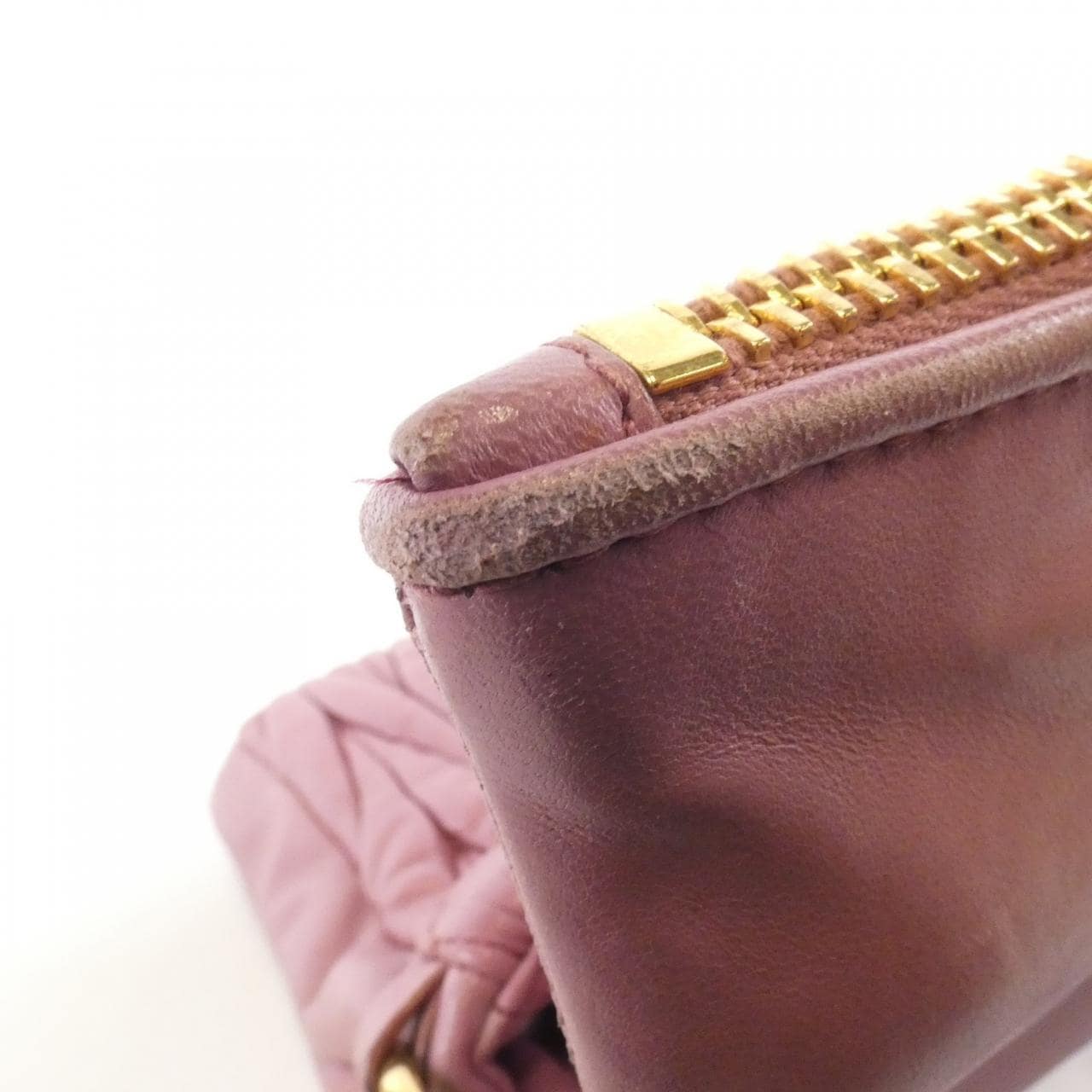 ミュウミュウ バッグ