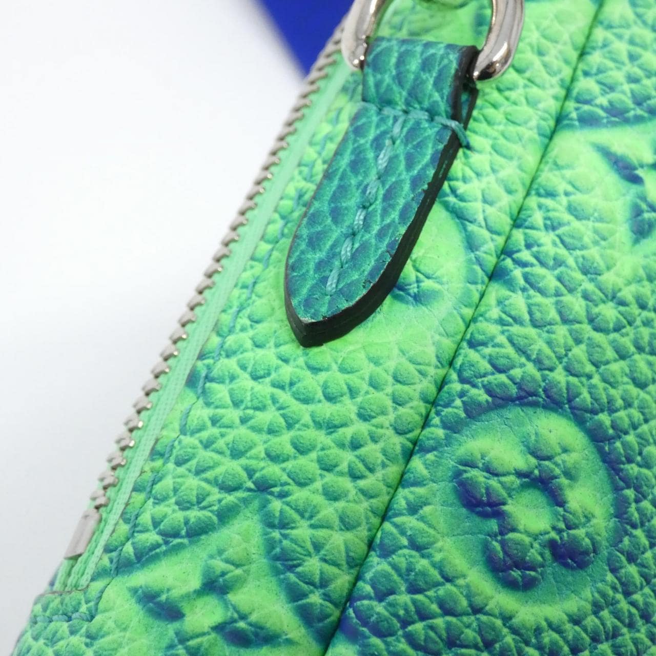 ルイヴィトン トリヨン イリュージョン ダブル フォン ポーチ M81223 ショルダーバッグ