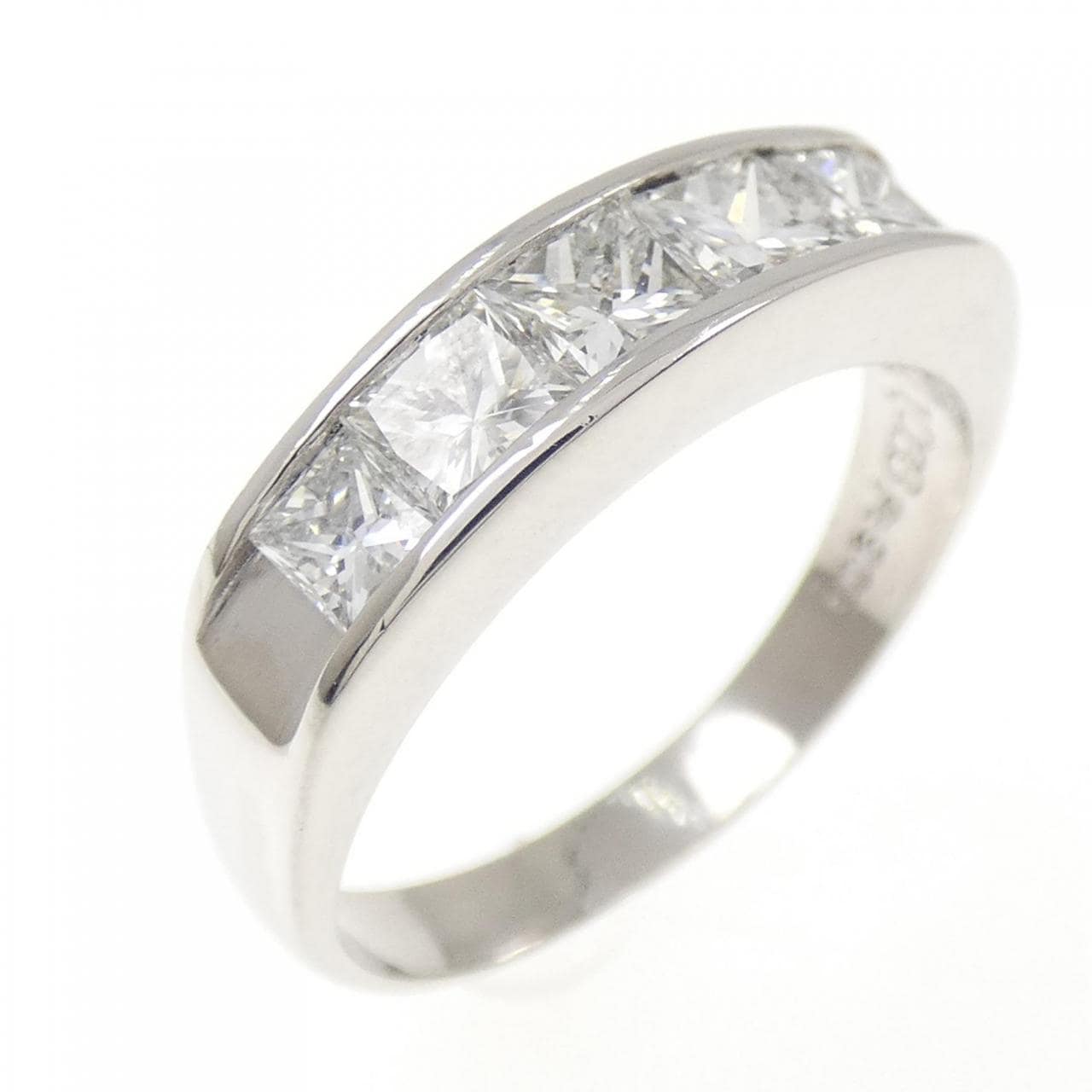 PT900 ダイヤモンド リング 1.033CT