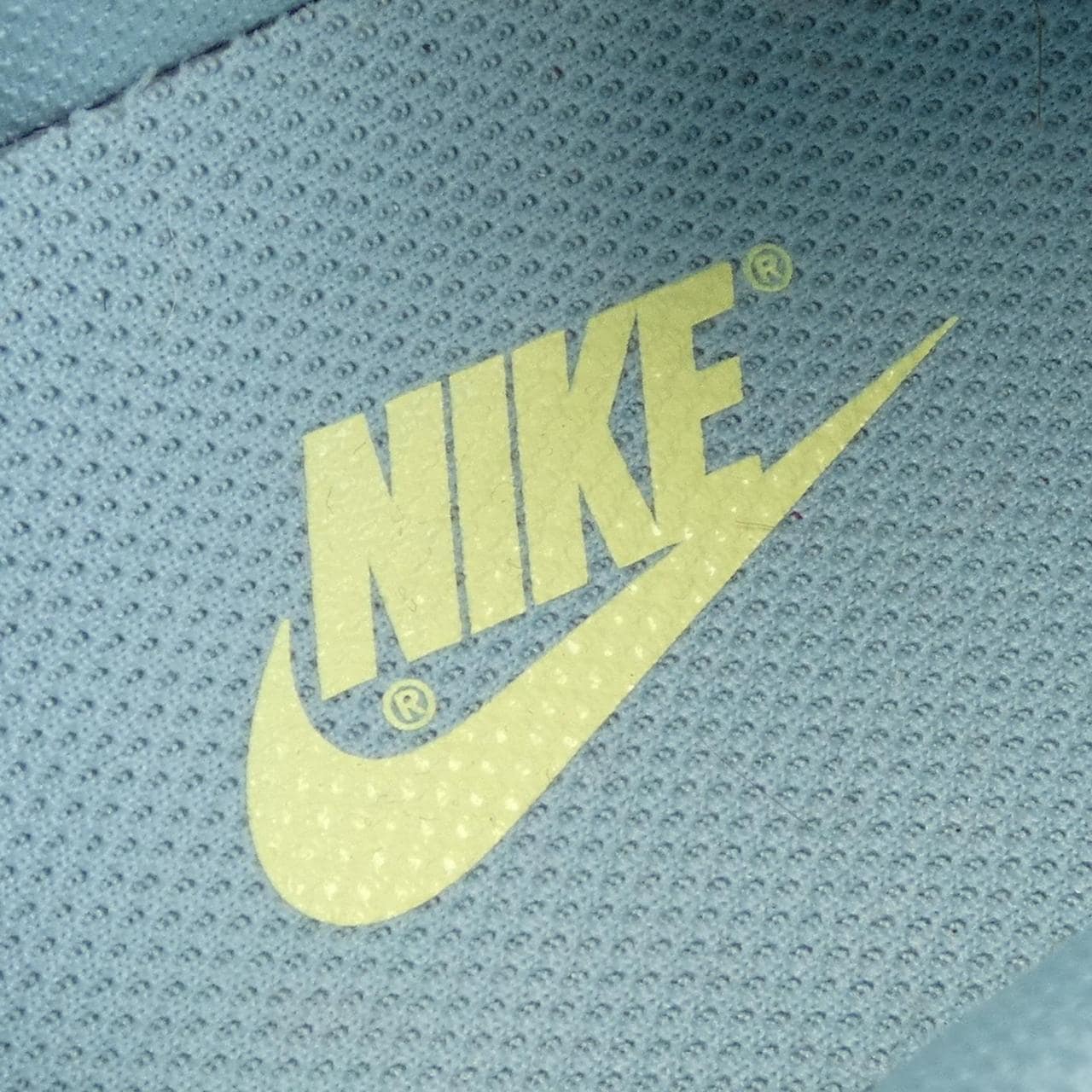 耐克NIKE運動鞋