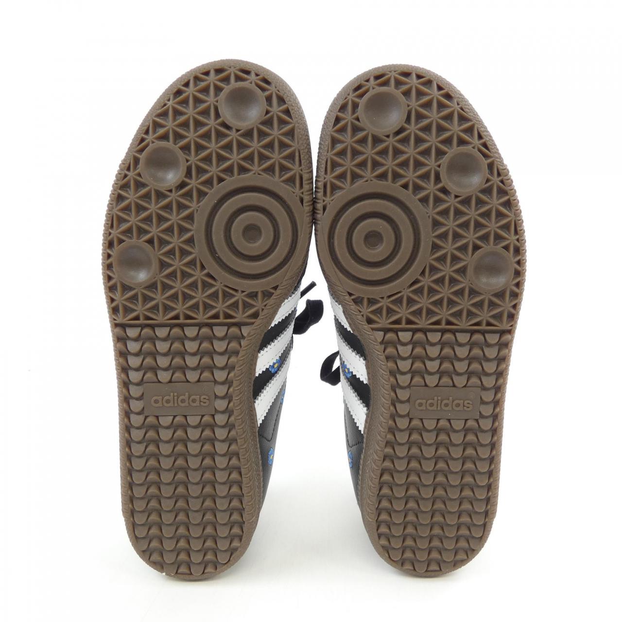 アディダス ADIDAS IF4397 スニーカー