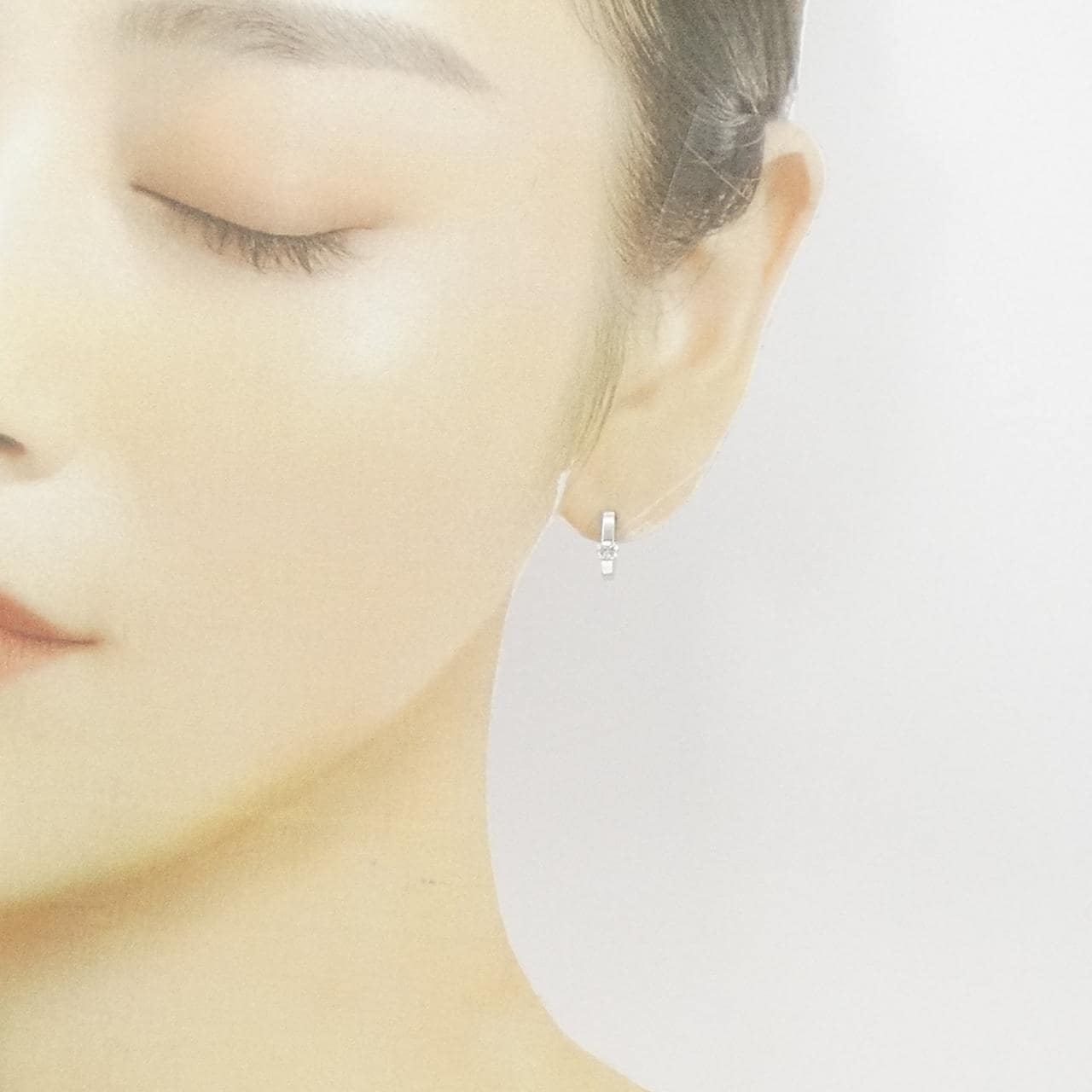 K18WG ダイヤモンド ピアス 0.311CT