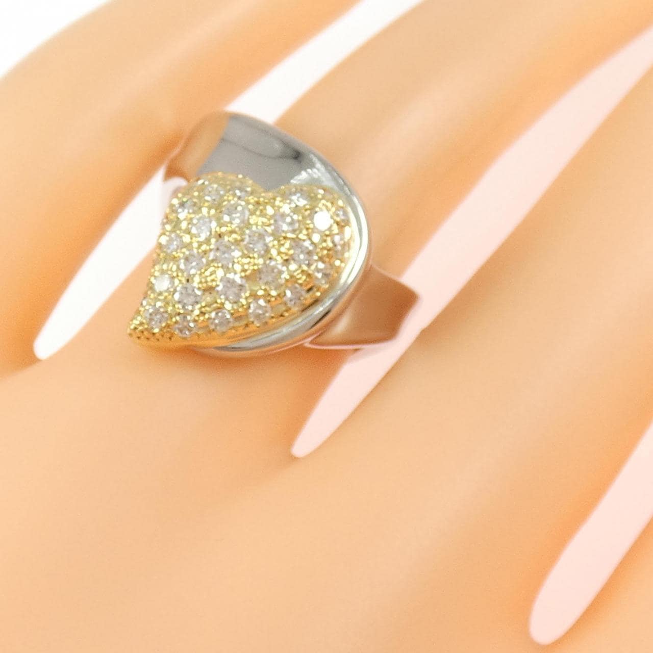 PT900/K18YG鑽石戒指，0.67克拉