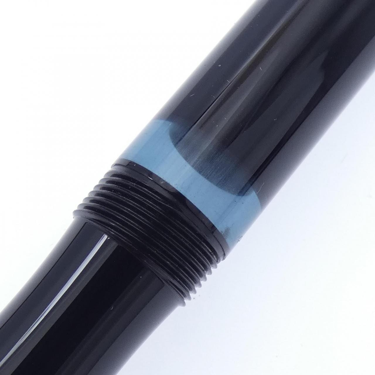 MONTBLANC 1995 年伏尔泰钢笔