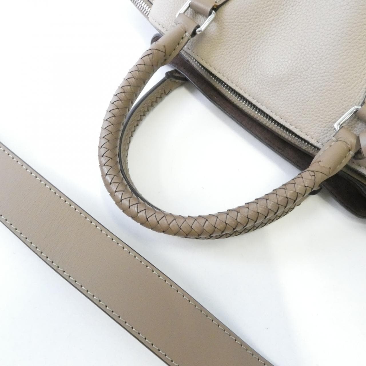 ルイヴィトン マヒナ オメア M55031 バッグ