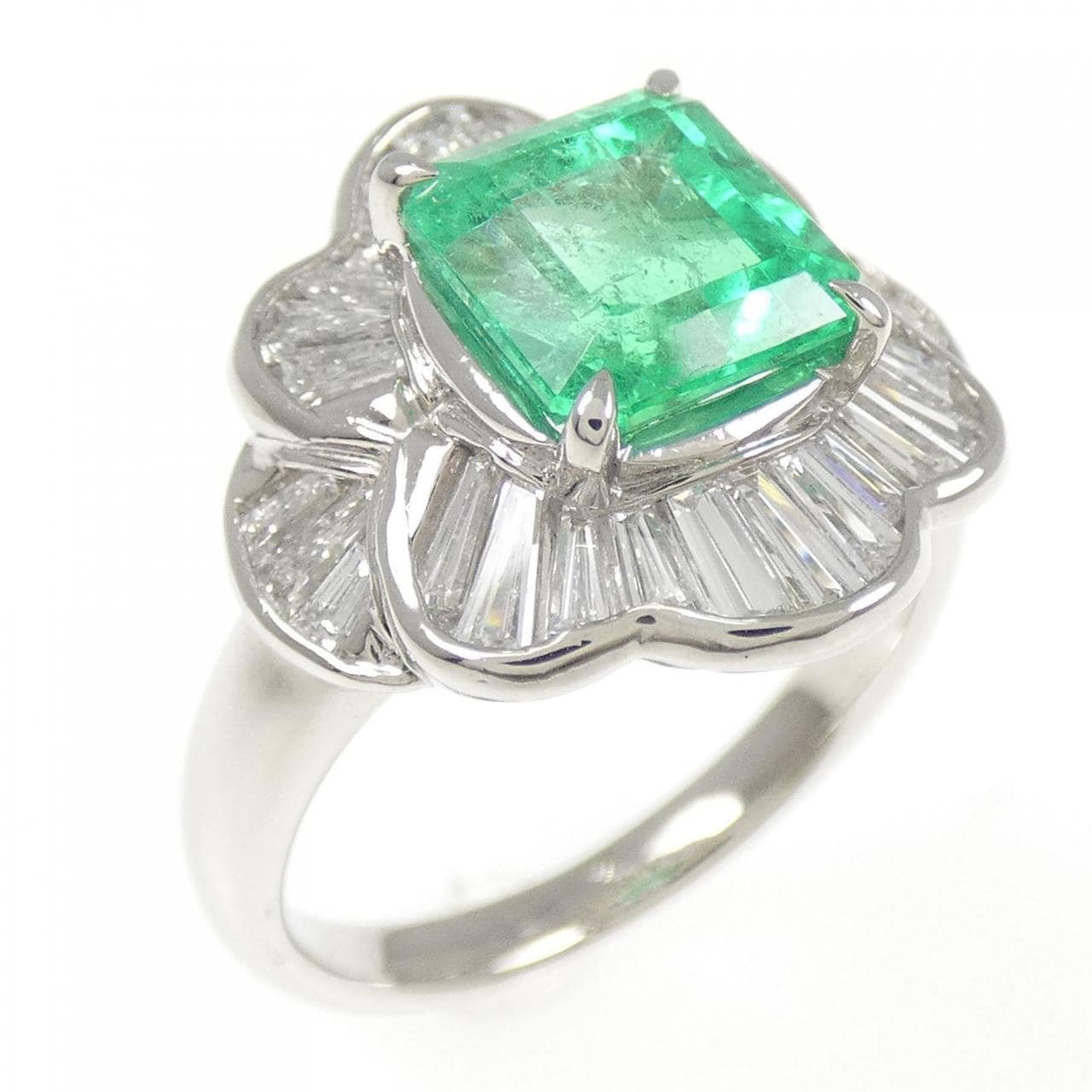 PT900 エメラルド リング 1.91CT