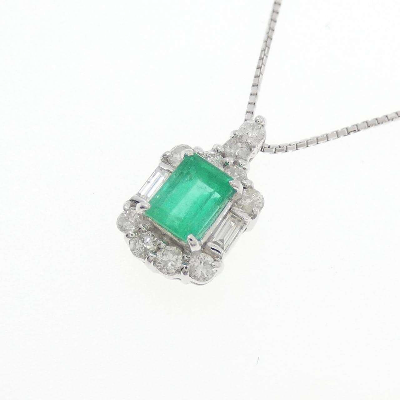 K10WG/K18WG エメラルド ネックレス 0.56CT