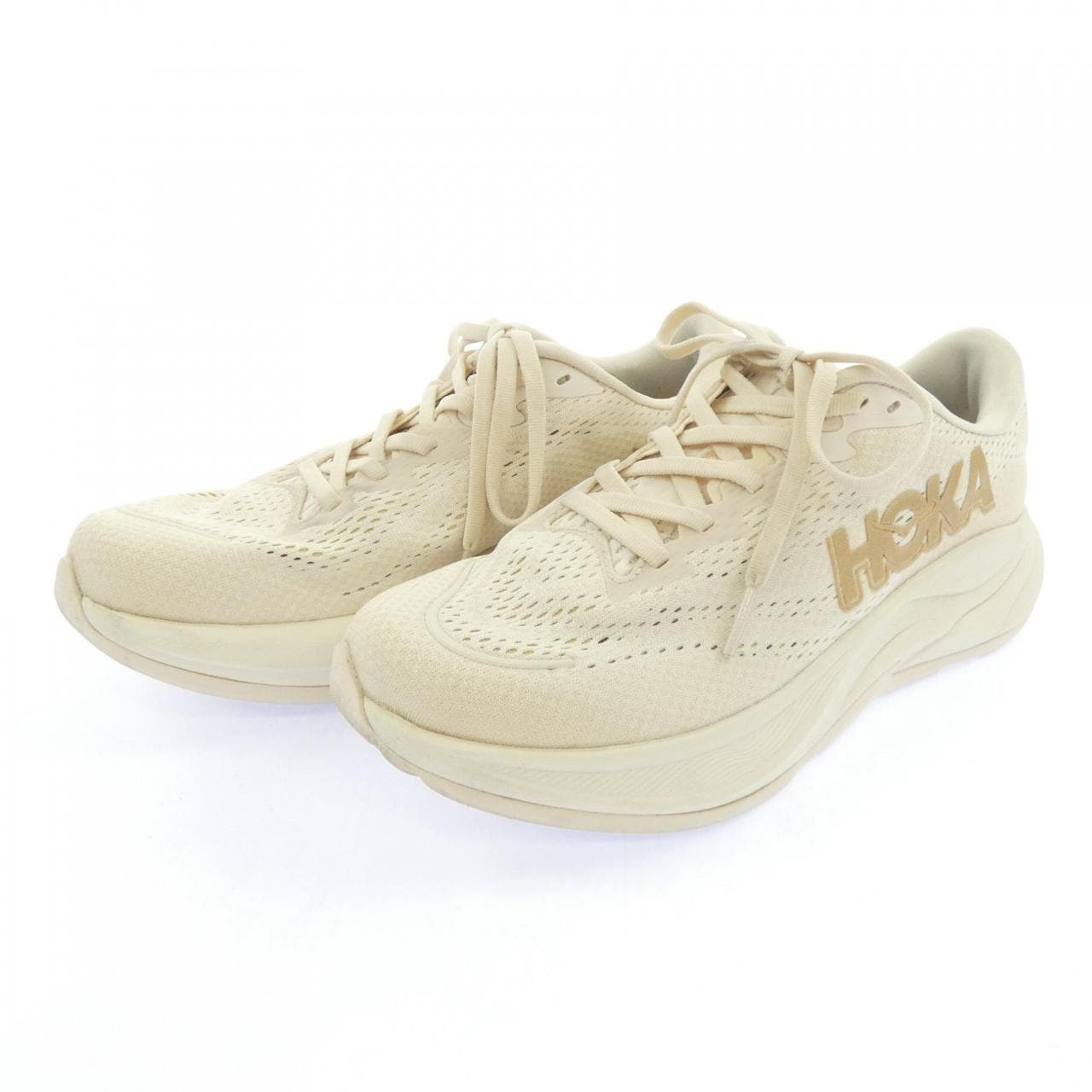 ホカオネオネ HOKA ONE ONE スニーカー