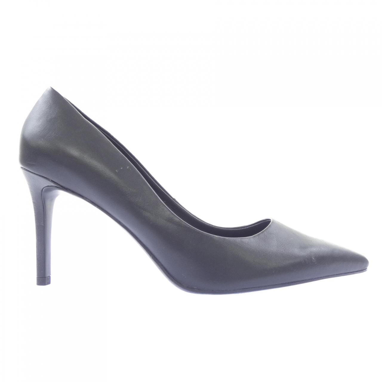 チャールズアンドキース CHARLES&KEITH パンプス