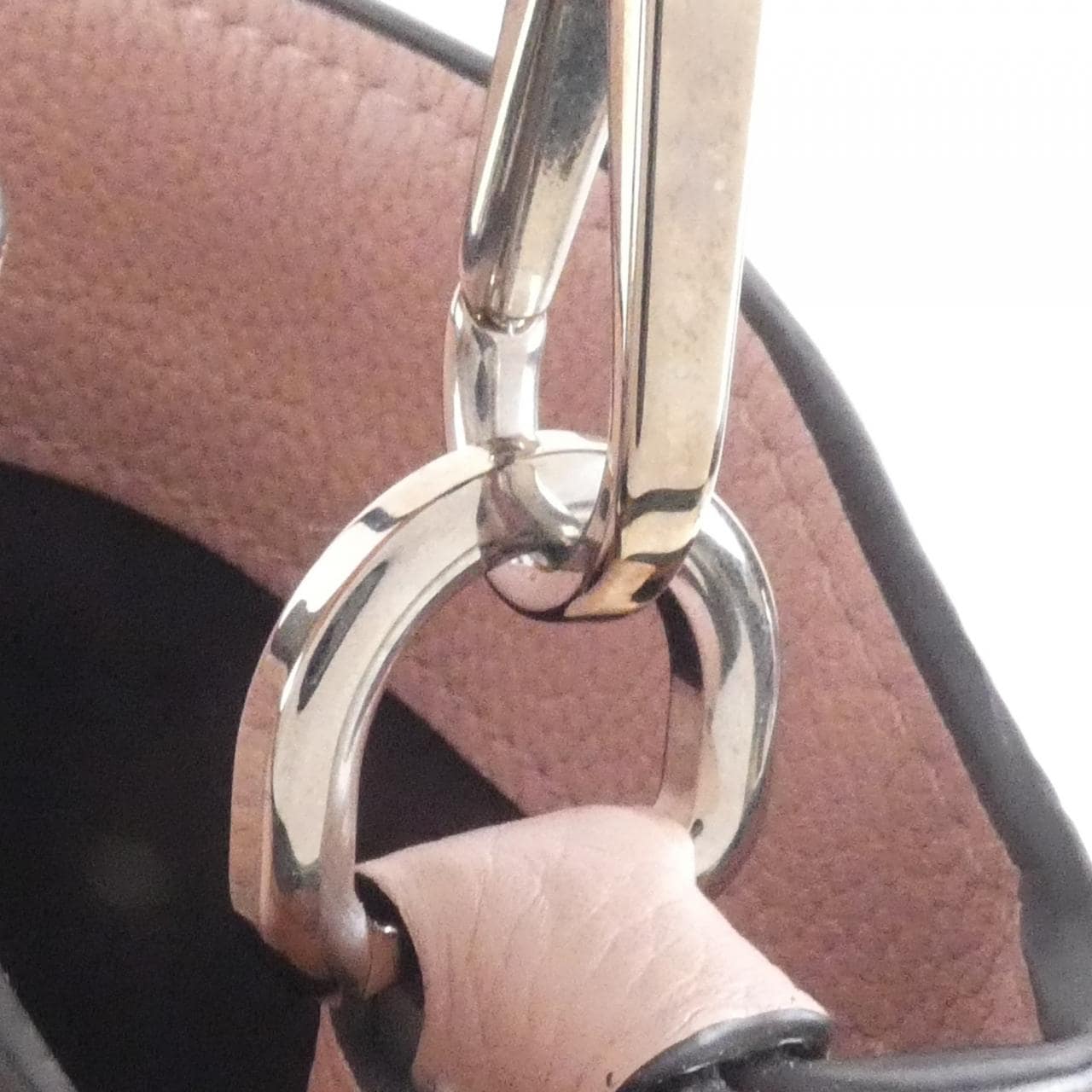 ルイヴィトン マヒナ バビロン PM M50033 ショルダーバッグ