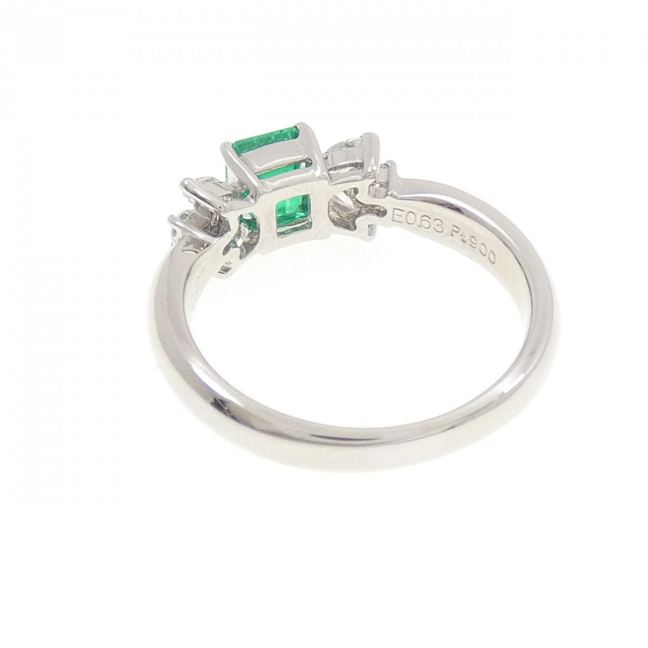 PT900 エメラルド リング 0.63CT