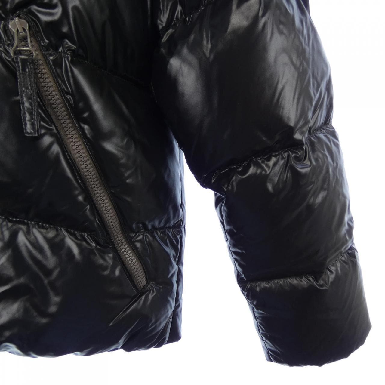 デュベティカ DUVETICA DIONISIO ダウンジャケット