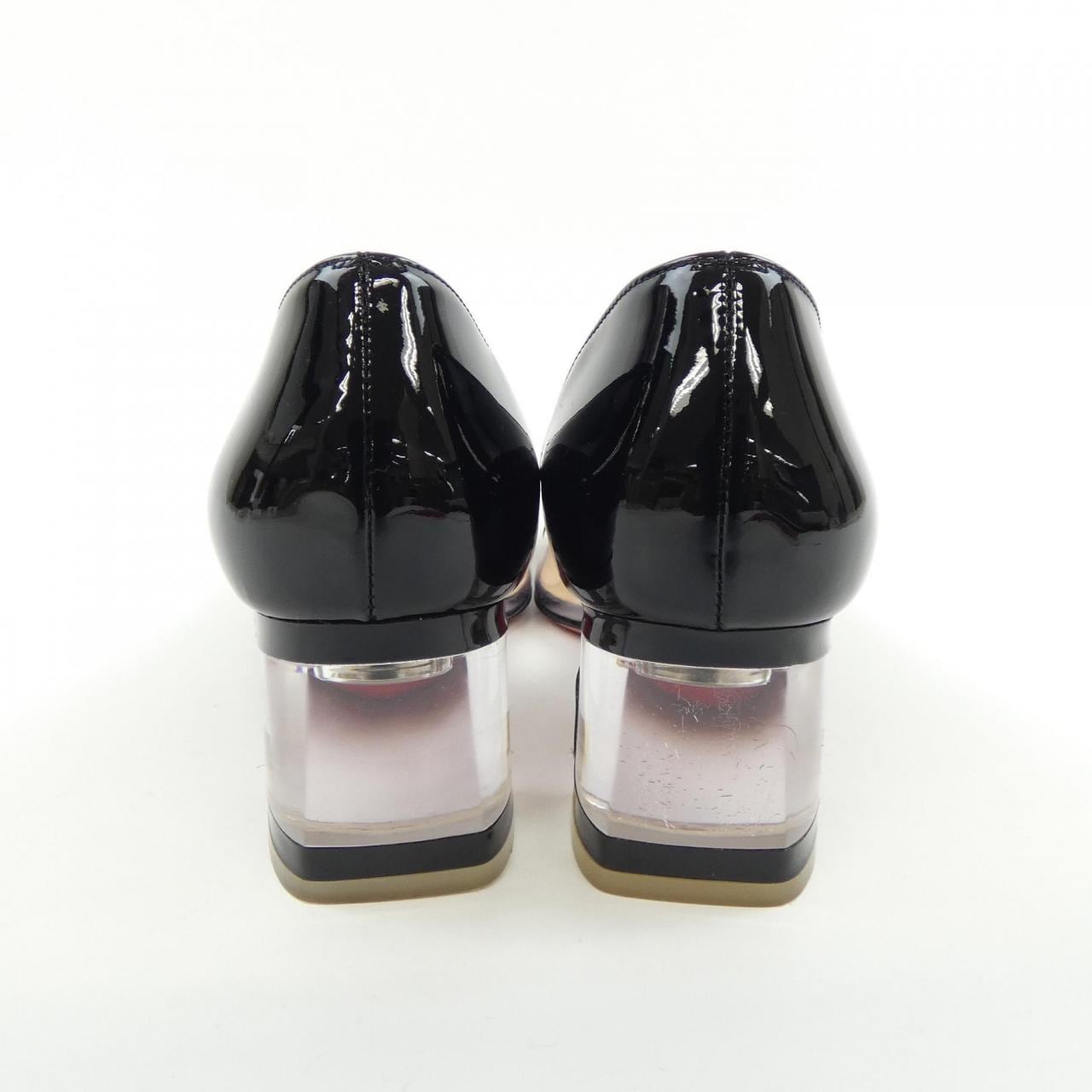 クリスチャンルブタン CHRISTIAN LOUBOUTIN パンプス