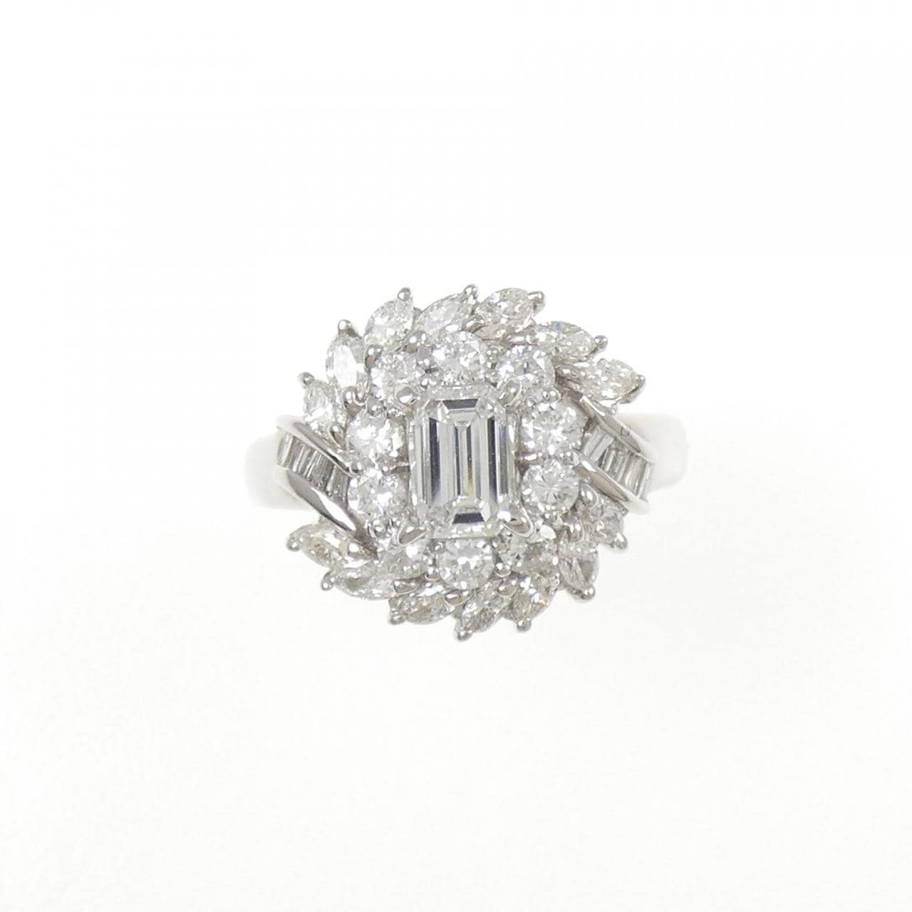 PT900 ダイヤモンド リング 0.534CT F VS1 エメラルドカット