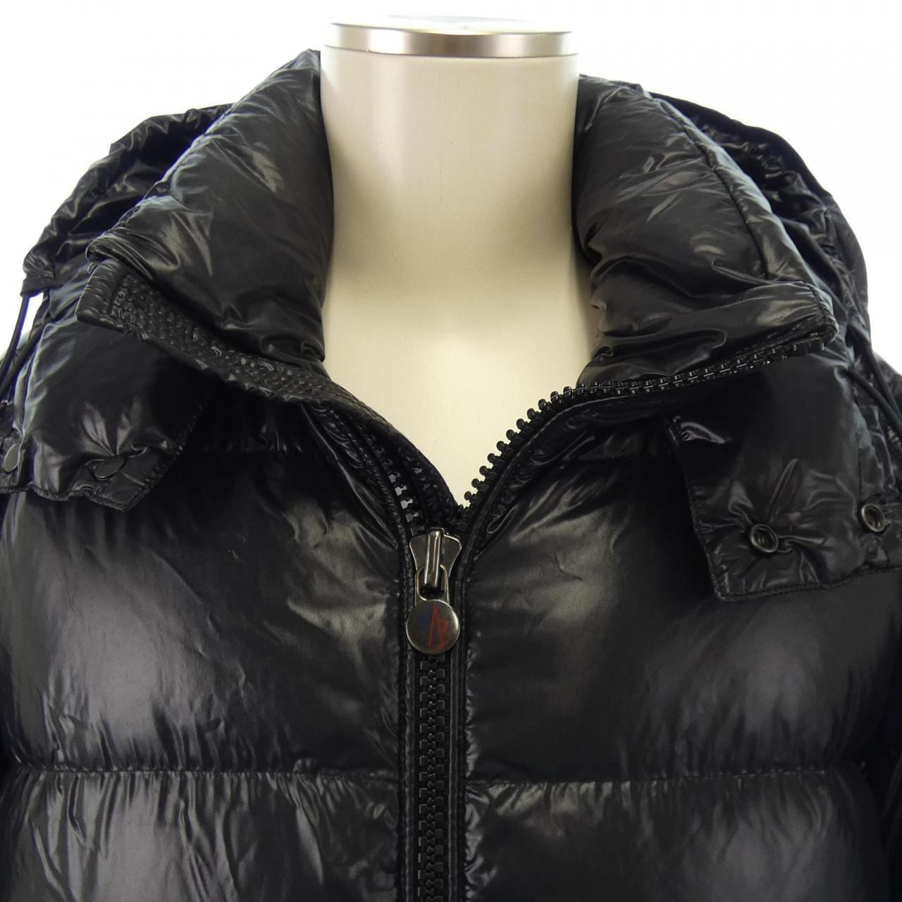 モンクレール MONCLER ダウンジャケット