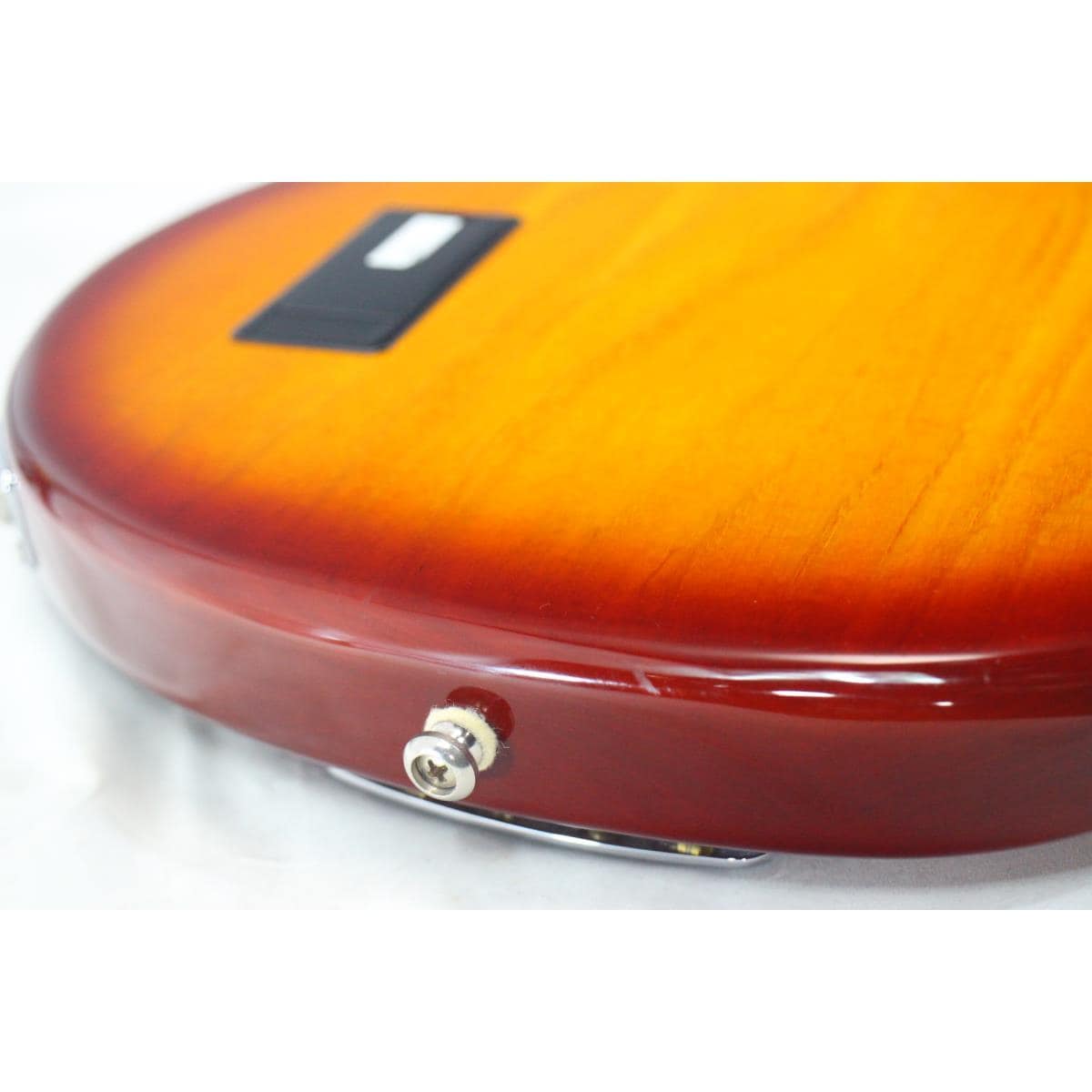 MUSICMAN RAY34