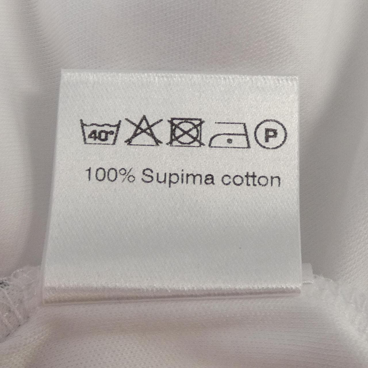 アンティーチポ ANTICIPO Tシャツ