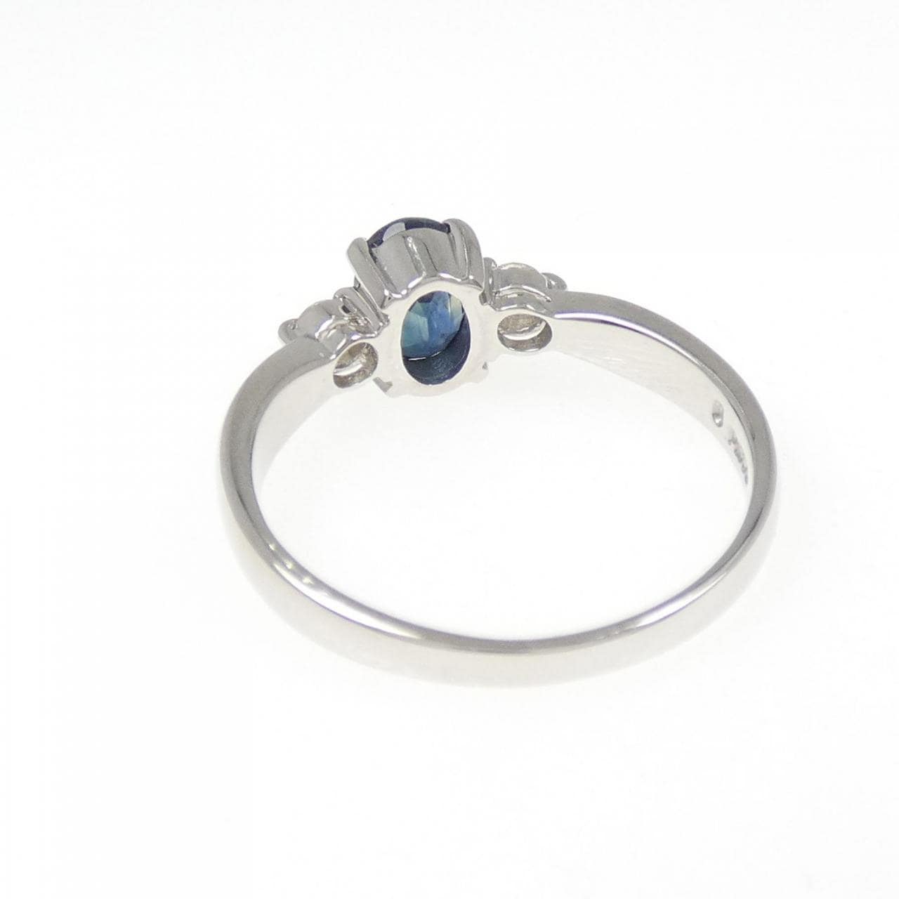 PT900 Sapphire Ring