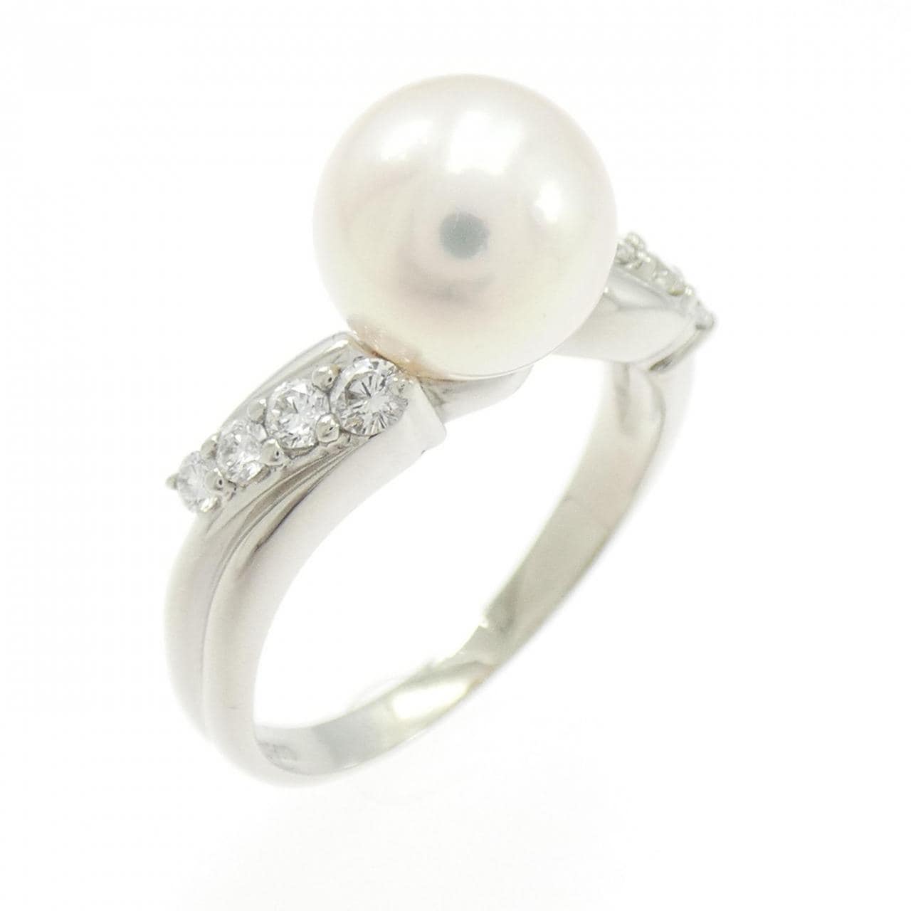 PT900 Akoya珍珠戒指 8.5 毫米