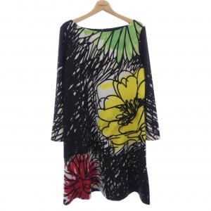 モスキーノ MOSCHINO ワンピース