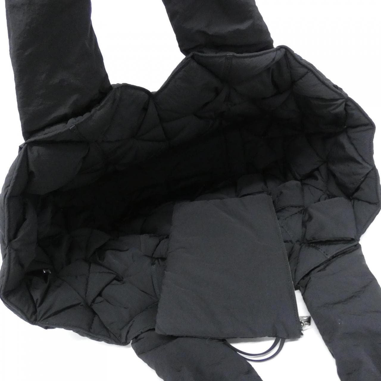 ボッテガヴェネタ 666868 VBO80 バッグ