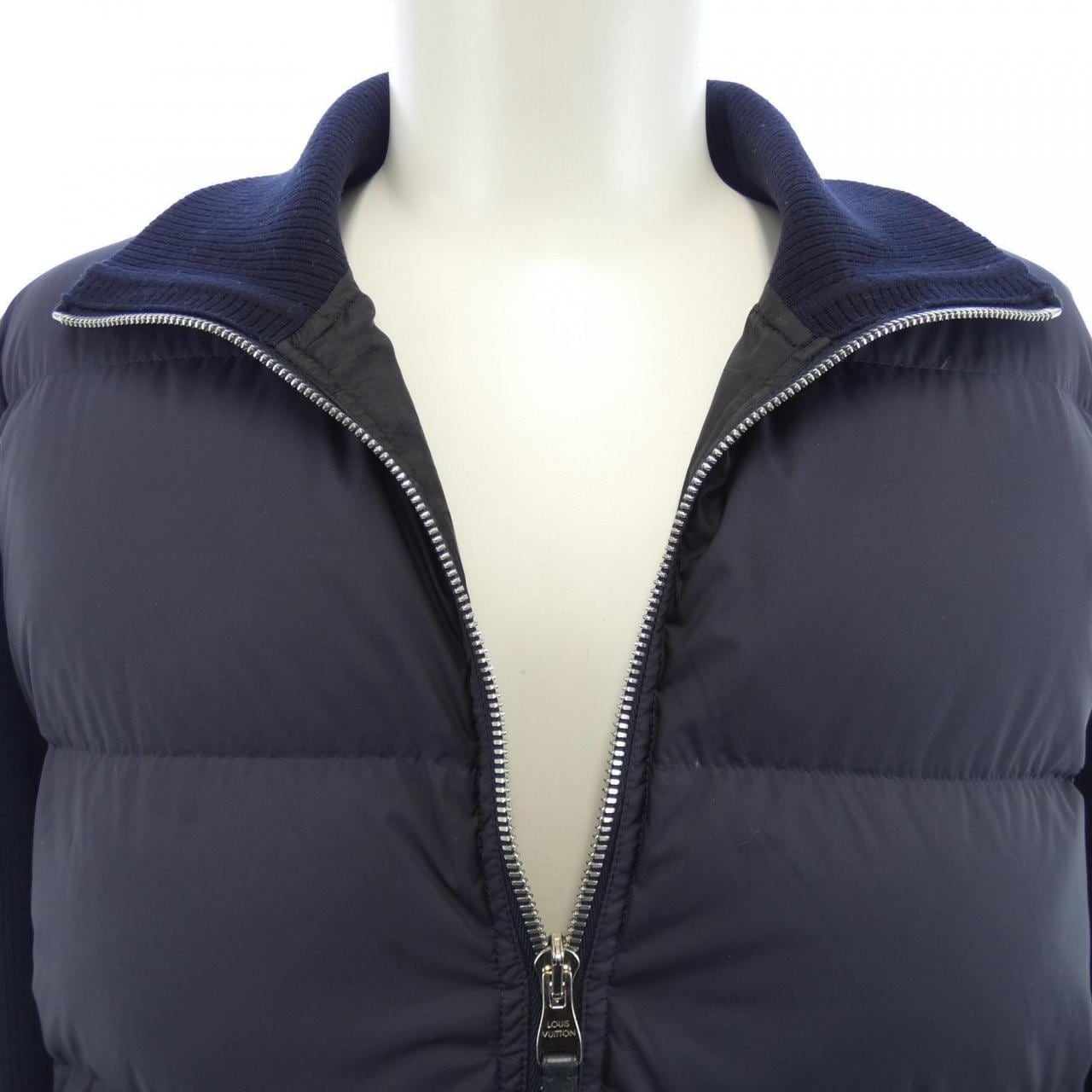 ルイヴィトン LOUIS VUITTON HFB45WGHK ダウンジャケット
