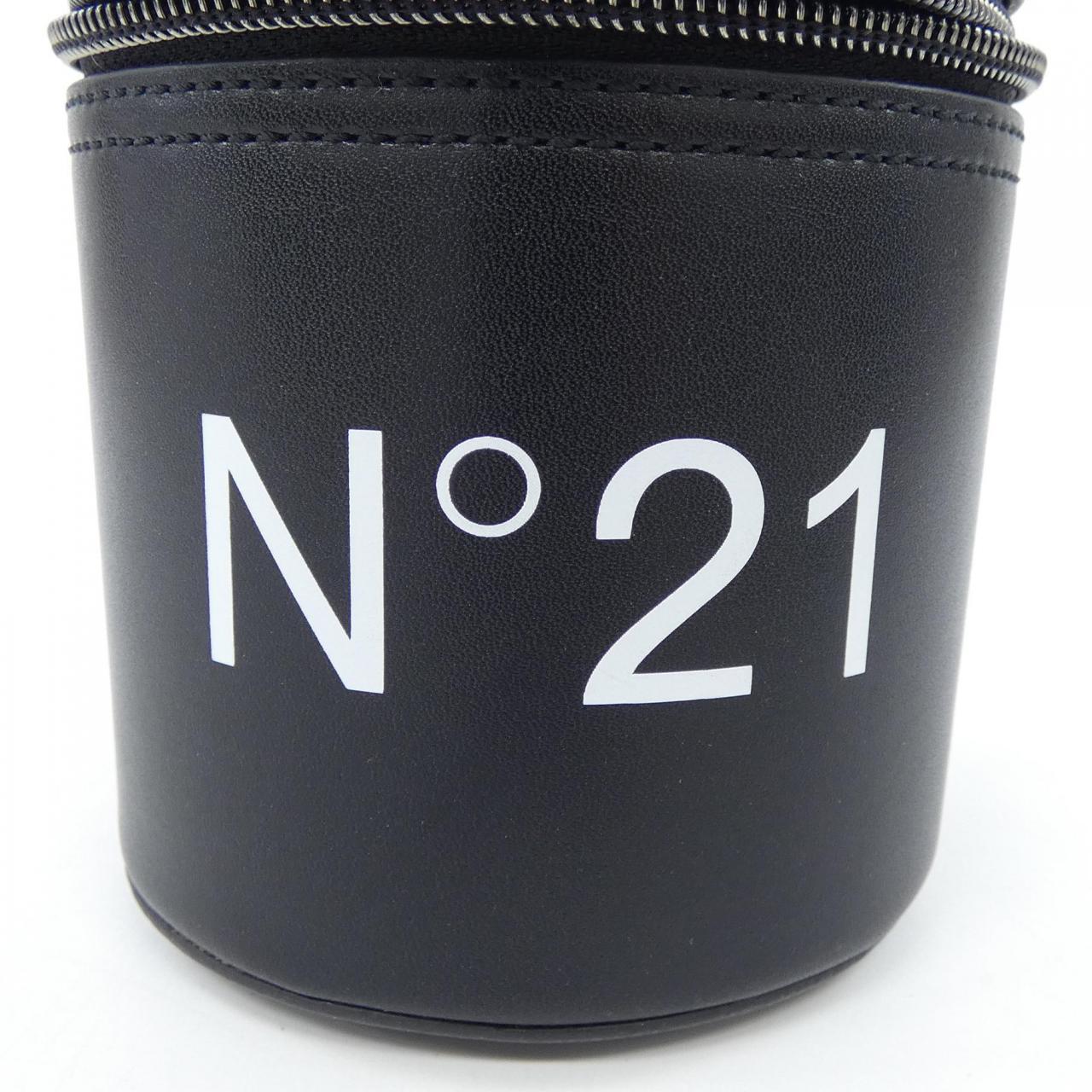 ヌメロヴェントゥーノ N°21 BAG