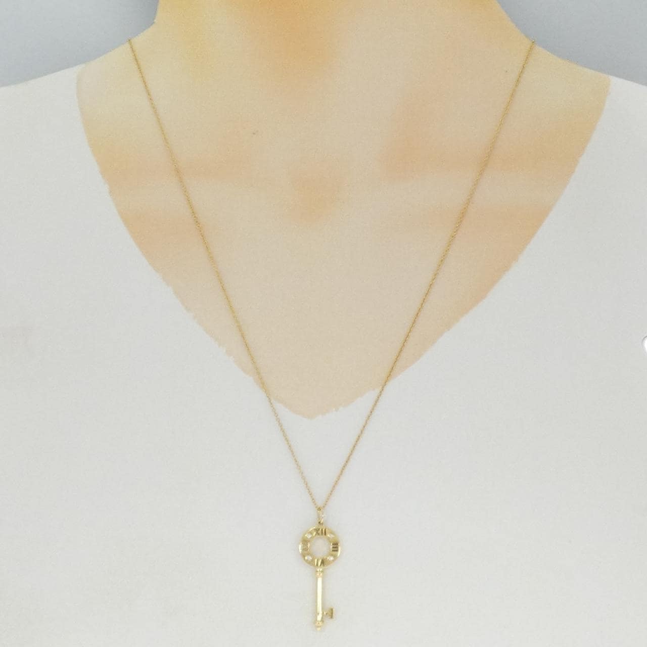 ティファニー アトラス ピアスド キー ネックレス