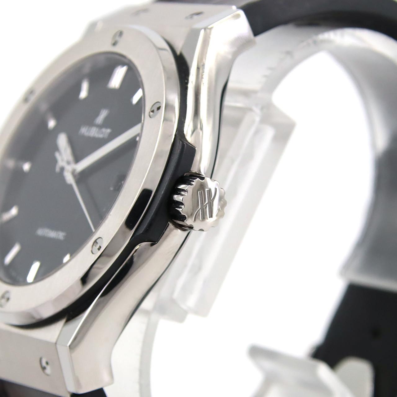 ウブロ クラシックフュージョンチタニウムブラックシャイニー 542.NX.1270.LR TI 自動巻